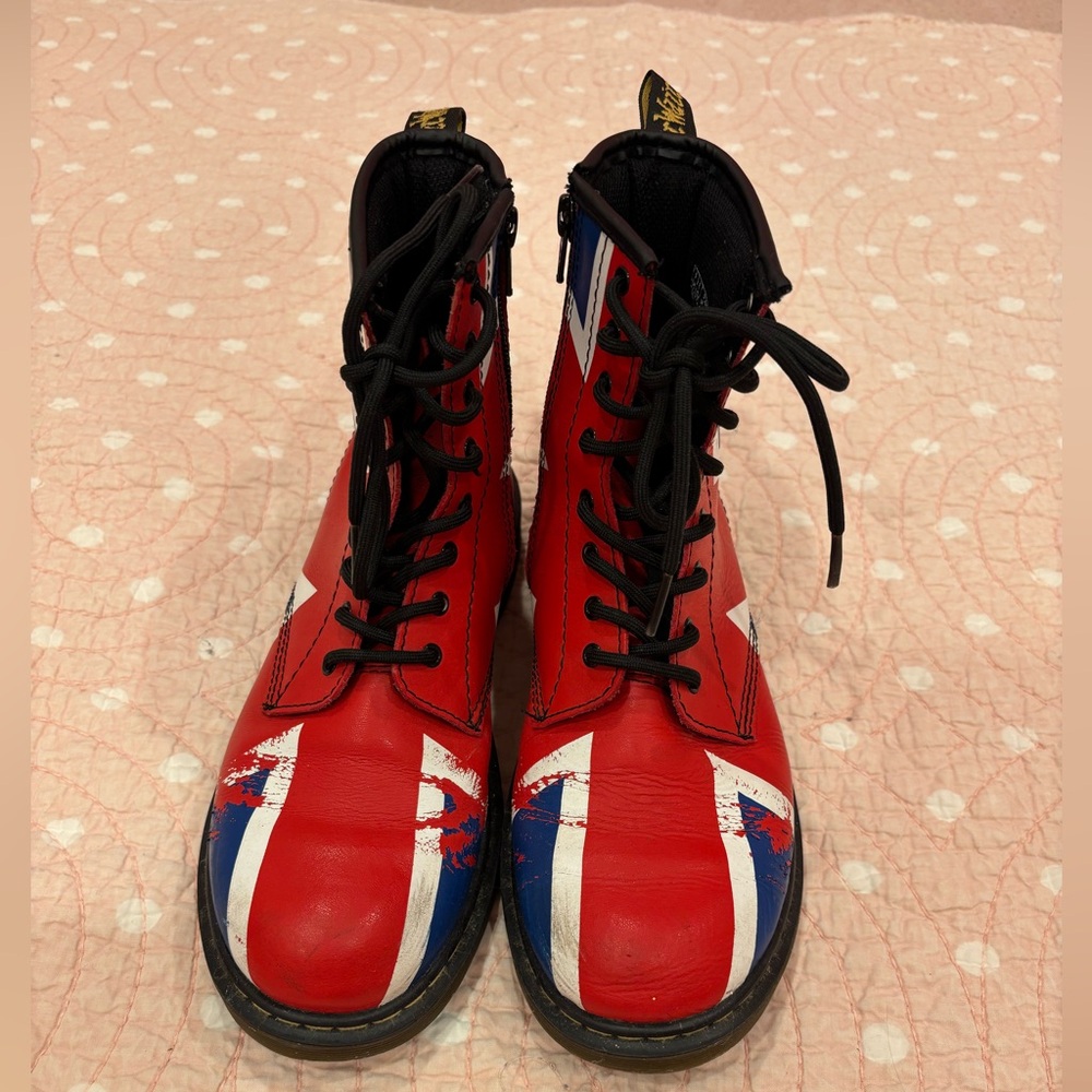 HTF UK Flag Dr. Martens Boots - Picture 2 of 6